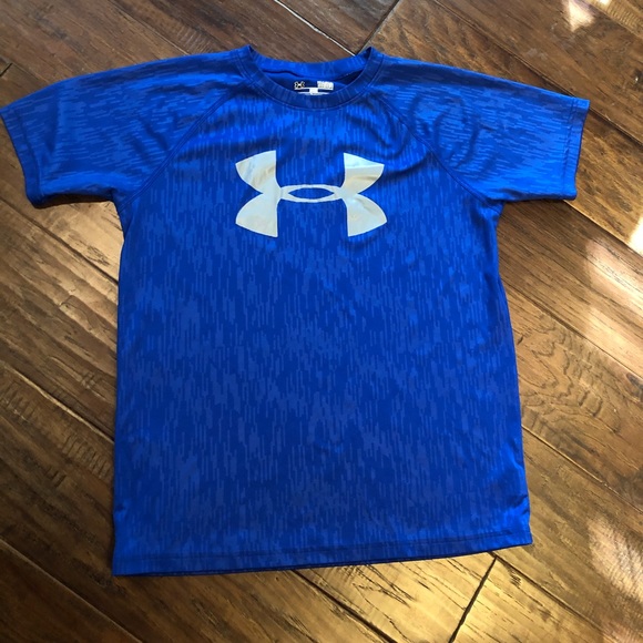 Under Armour Other - Under Armour Dri-fit. Loose. Youth Large.